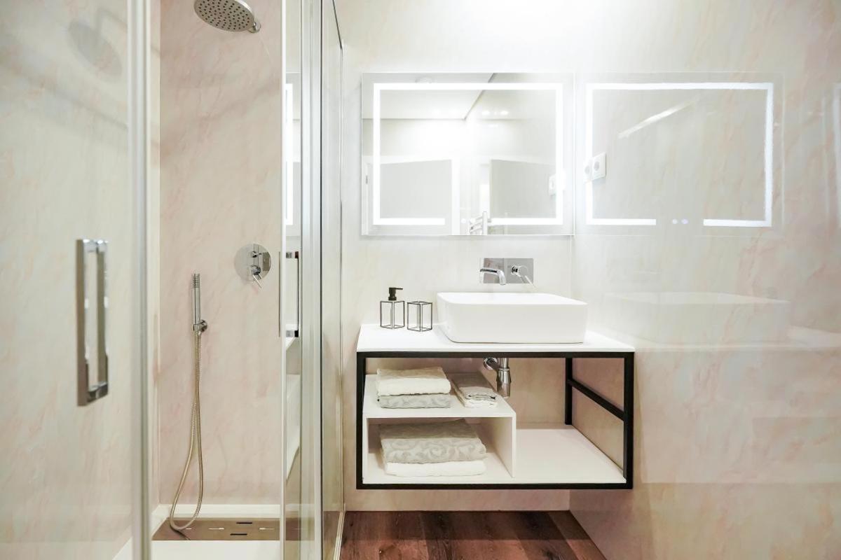 Rb Ganfei House Apartment Валенса Екстериор снимка